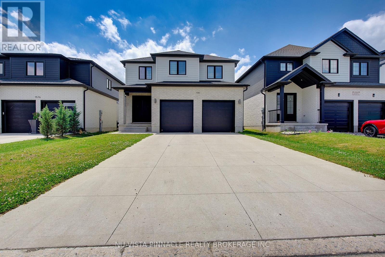 1580 Medway Park Drive, London North, Ontario  N6G 3W1 - Photo 3 - X13441814