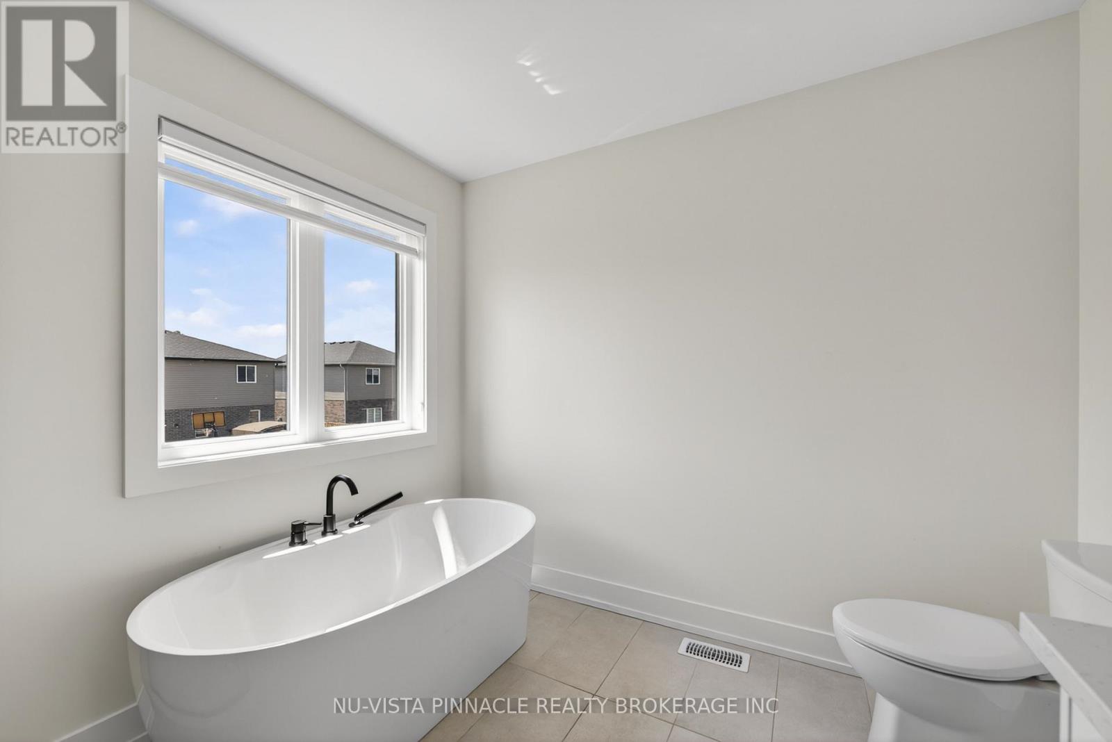 1580 Medway Park Drive, London North, Ontario  N6G 3W1 - Photo 31 - X13441814
