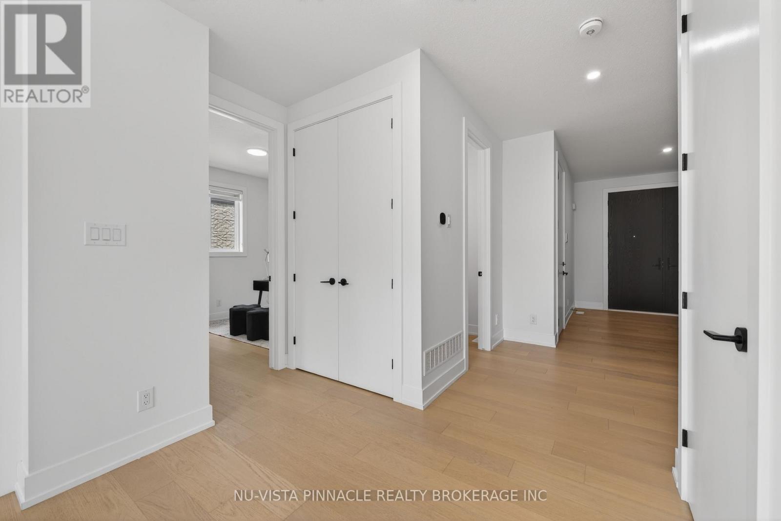 1580 Medway Park Drive, London North, Ontario  N6G 3W1 - Photo 8 - X13441814