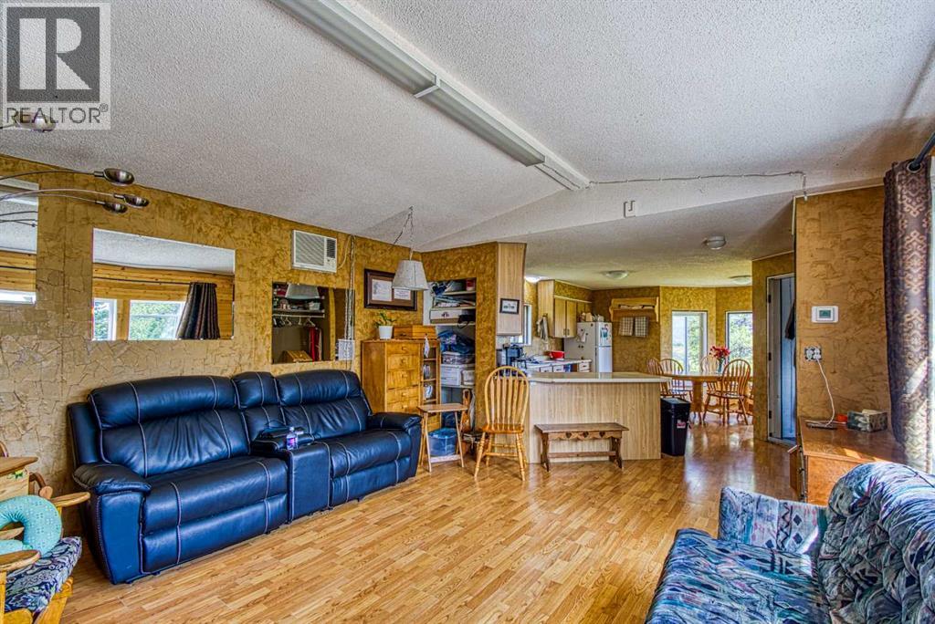 742077 Rge Rd 95, Rural Grande Prairie No. 1, Alberta  T0H 3M0 - Photo 7 - A2319326