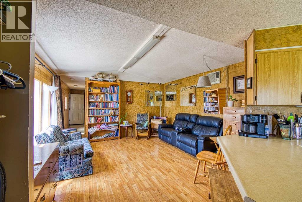 742077 Rge Rd 95, Rural Grande Prairie No. 1, Alberta  T0H 3M0 - Photo 6 - A2319326