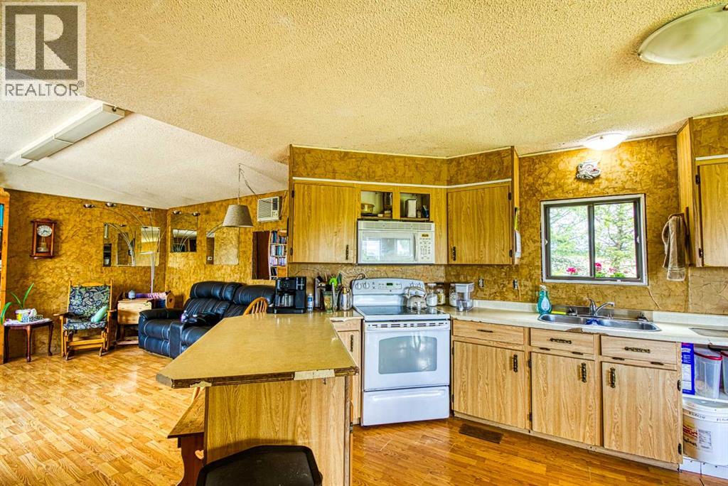 742077 Rge Rd 95, Rural Grande Prairie No. 1, Alberta  T0H 3M0 - Photo 5 - A2319326