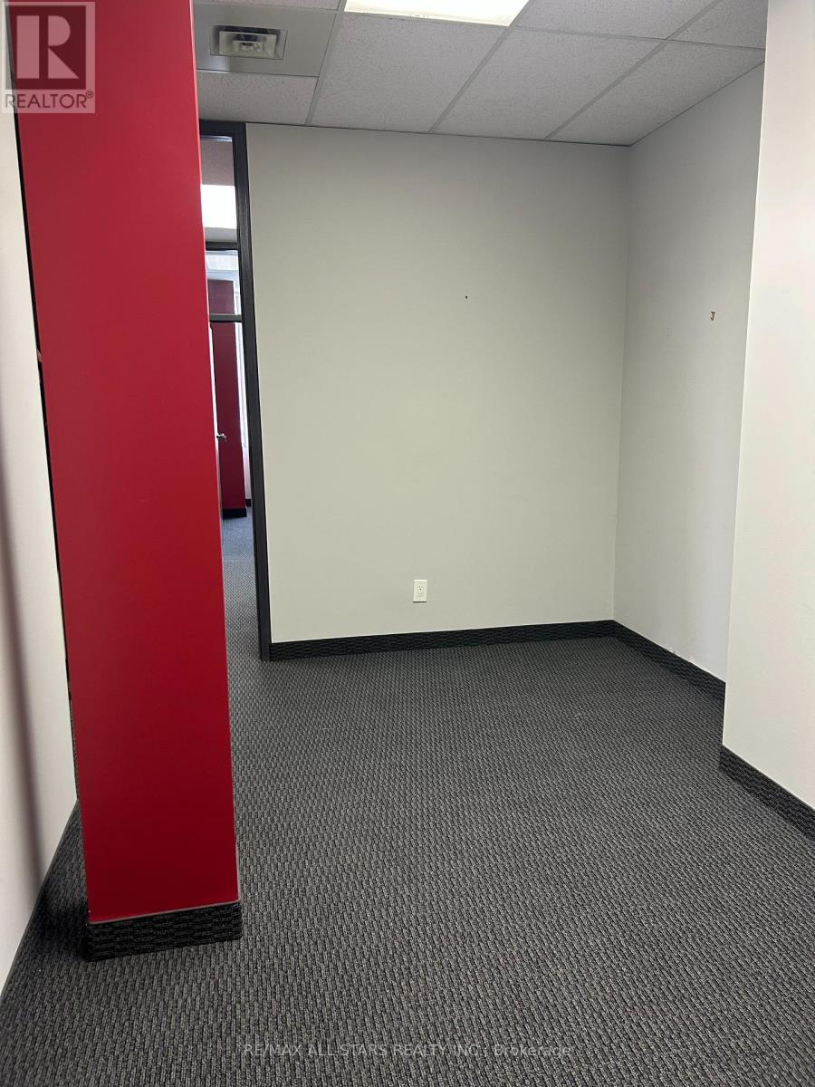 106 - 65 International Boulevard, Toronto, Ontario  M9W 6L9 - Photo 3 - W13441818