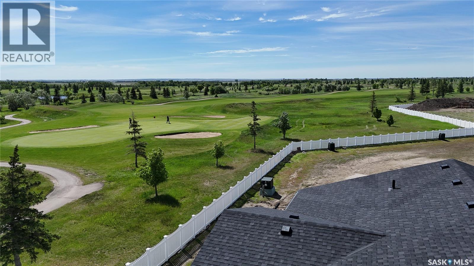 858 Delaet Bay, Warman, Saskatchewan  S0K 4S0 - Photo 2 - SK033290