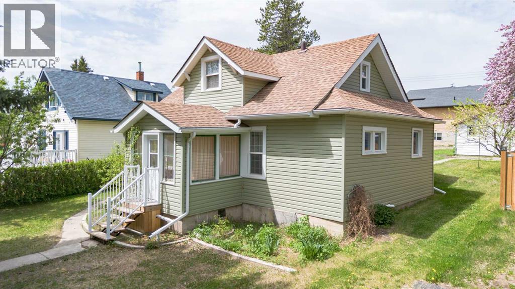 253 4 Avenue S, Big Valley, Alberta  T0J 0G0 - Photo 1 - A2297264