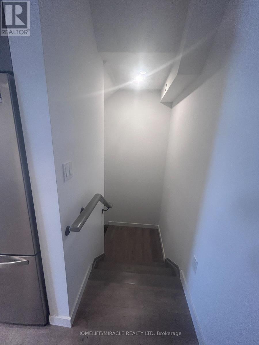 21 - 109 Marydale Avenue, Markham, Ontario  L3S 0E3 - Photo 10 - N13441398