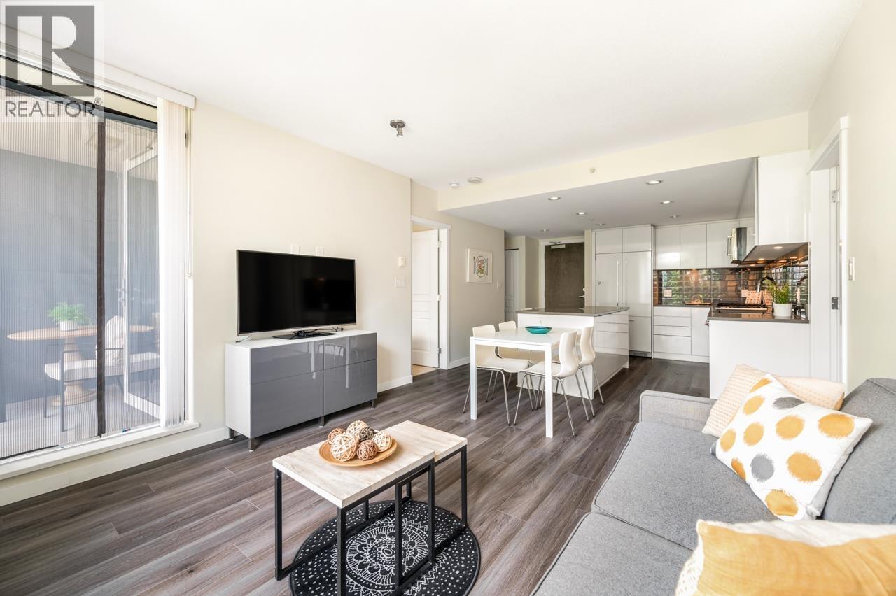 805 3096 Windsor Gate, Coquitlam, British Columbia  V3B 0P4 - Photo 4 - R3133693