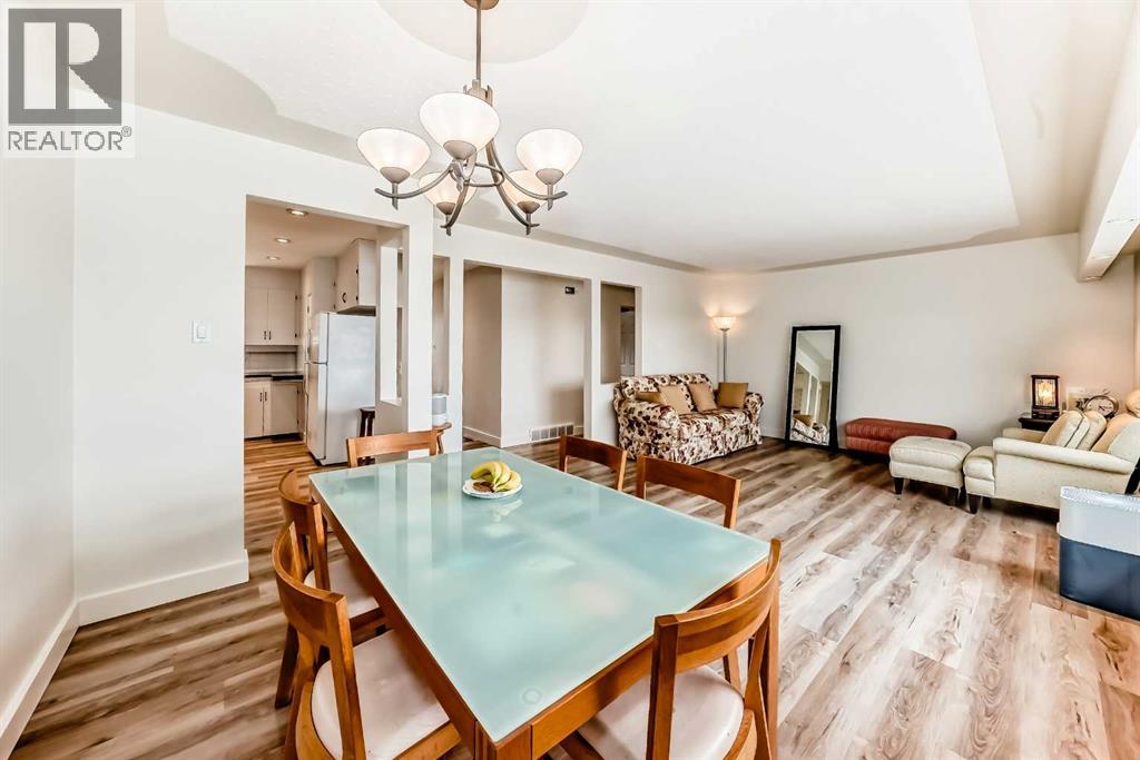 35 Collingwood Place Nw, Calgary, Alberta  T2L 0R1 - Photo 6 - A2320906