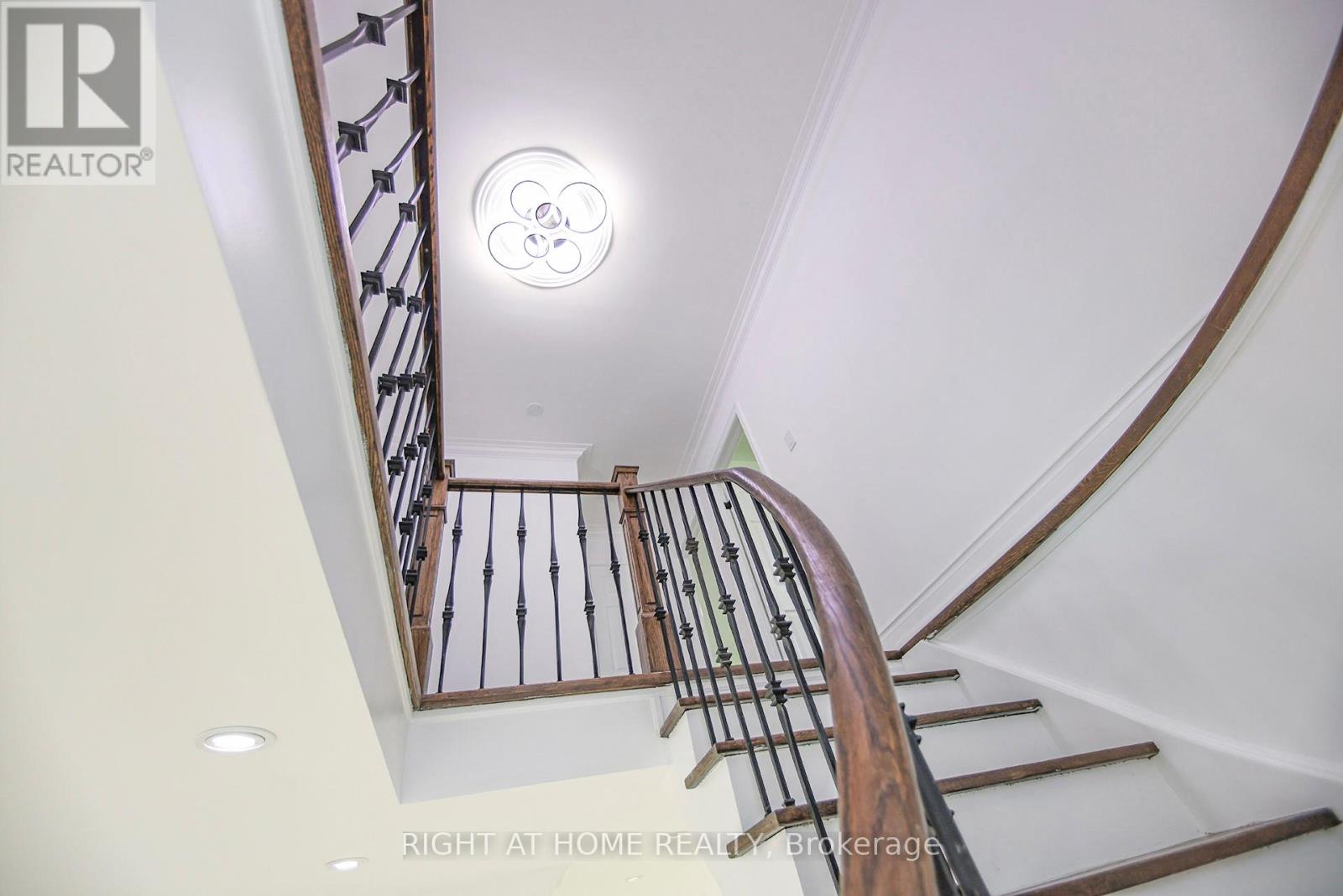 89 Yonge Boulevard NW, Toronto, Ontario  M5M 3G8 - Photo 27 - C13441868