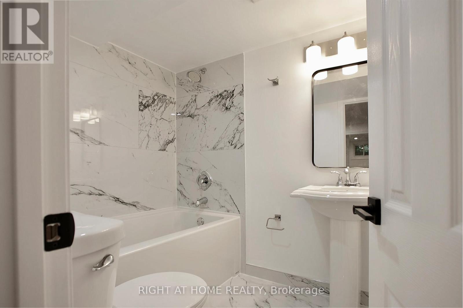 89 Yonge Boulevard NW, Toronto, Ontario  M5M 3G8 - Photo 38 - C13441868