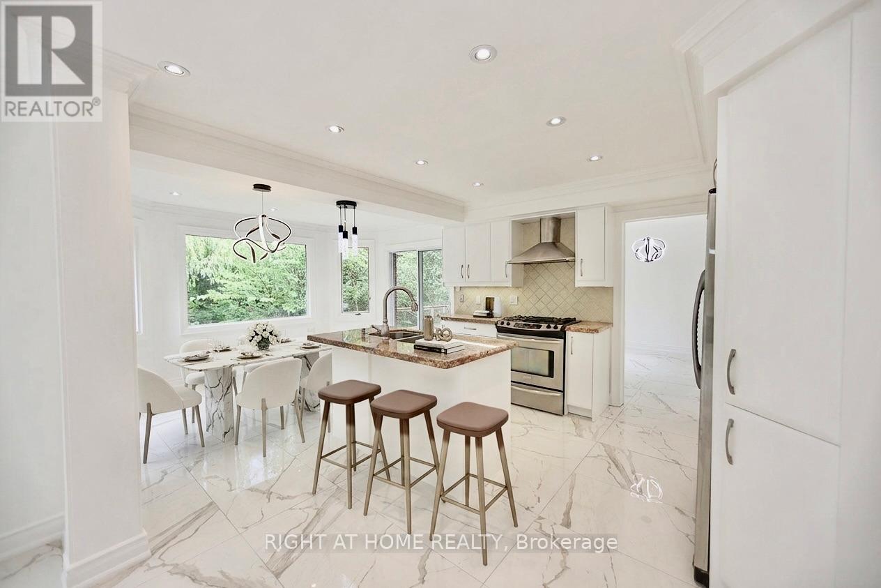 89 Yonge Boulevard NW, Toronto, Ontario  M5M 3G8 - Photo 9 - C13441868