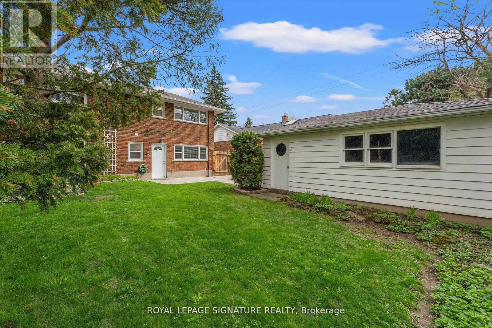 16 Shrewsbury Square, Toronto, Ontario  M1T 1L2 - Photo 46 - E13441858