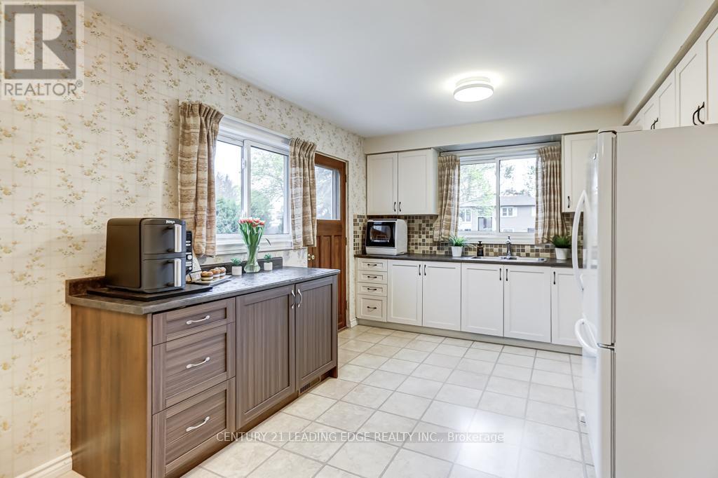 15 Bakerdale Road, Markham, Ontario  L3P 1J3 - Photo 15 - N13441834
