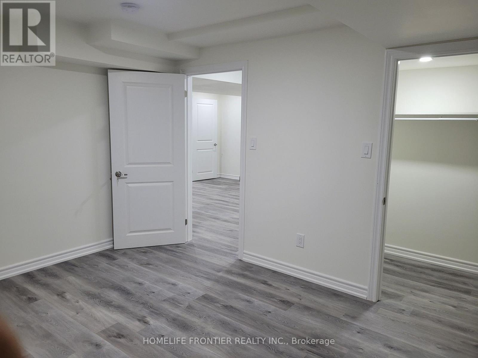 73 Bannister Road E, Barrie, Ontario  L7A 0G2 - Photo 2 - S13441854