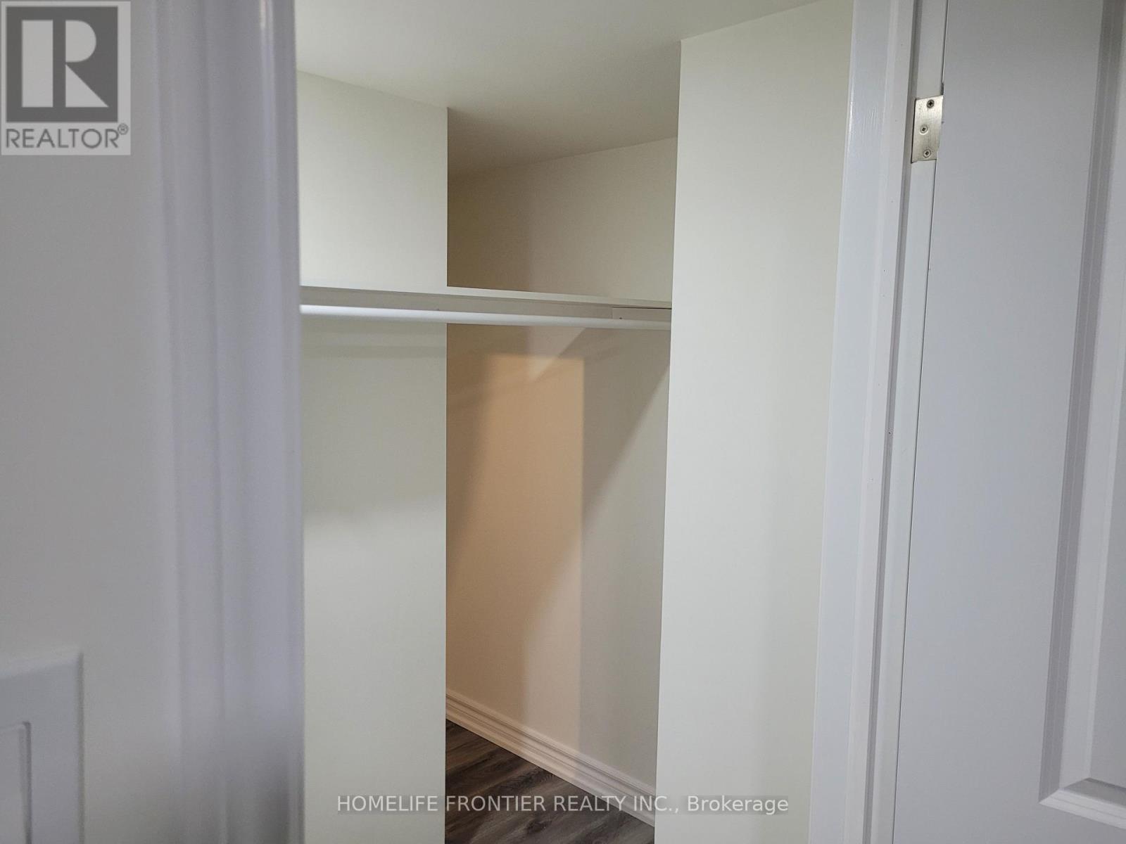 73 Bannister Road E, Barrie, Ontario  L7A 0G2 - Photo 4 - S13441854