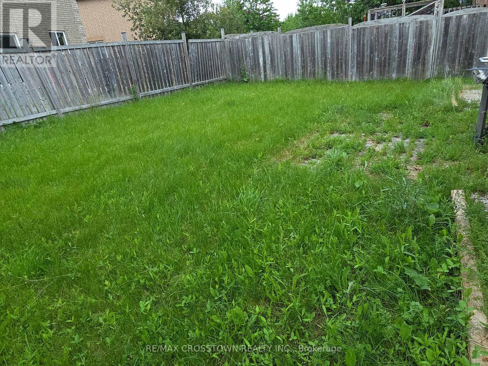 22 Larkin Drive, Barrie, Ontario  L4M 7A9 - Photo 11 - S13441866