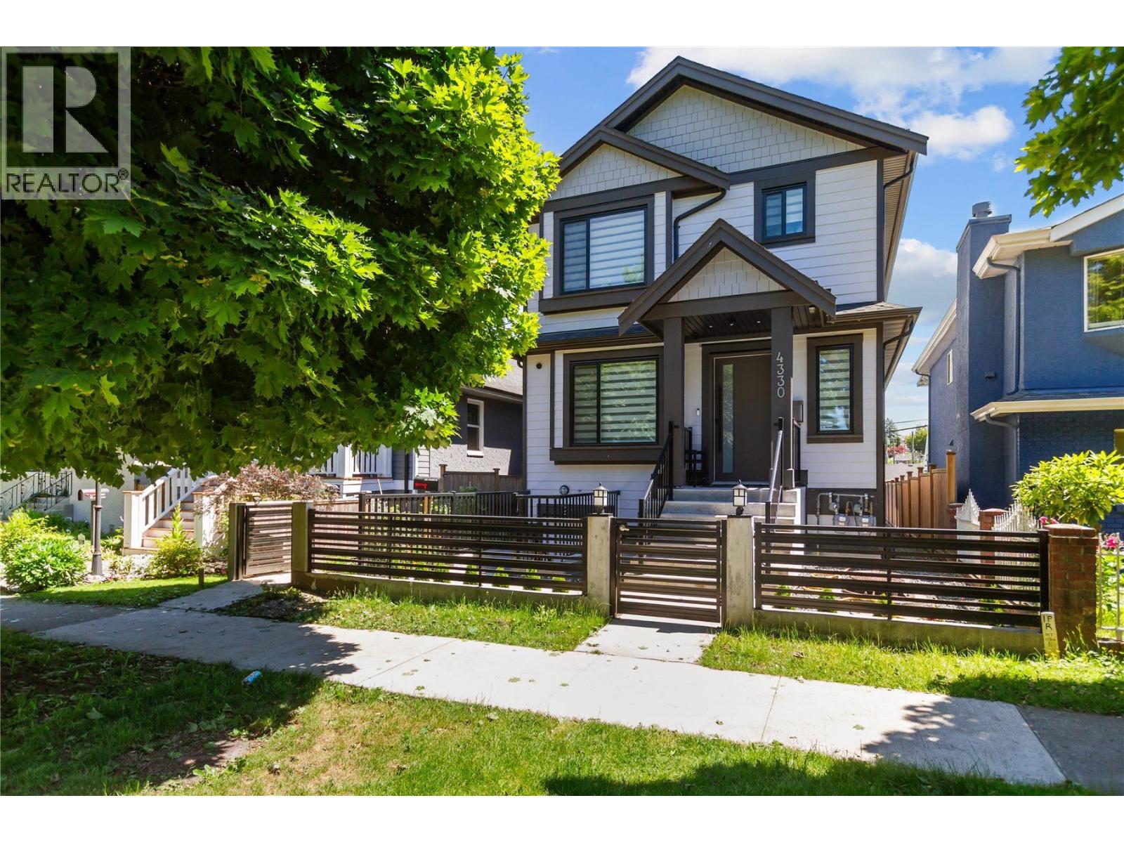 4328 GLADSTONE STREET, vancouver, British Columbia