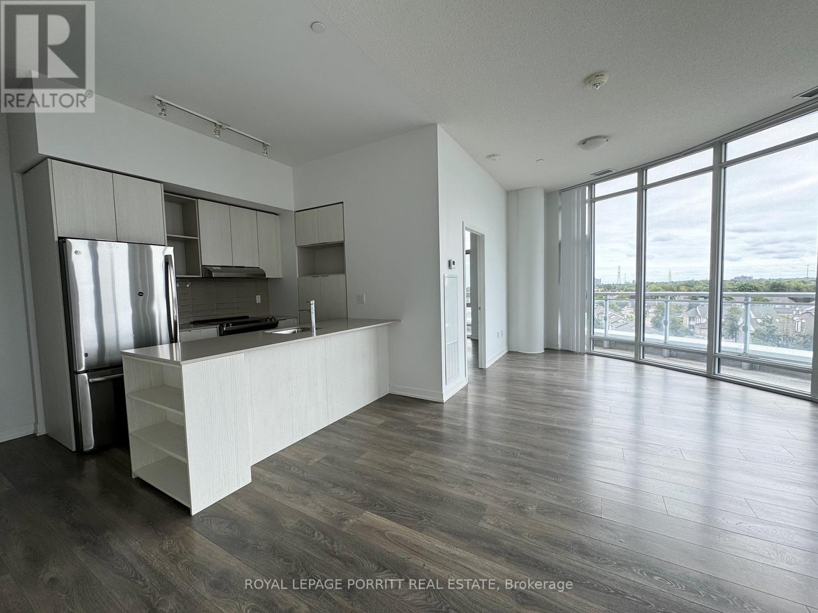 408 - 2520 Eglinton Avenue W, Mississauga, Ontario  L5M 0Y2 - Photo 5 - W13441824