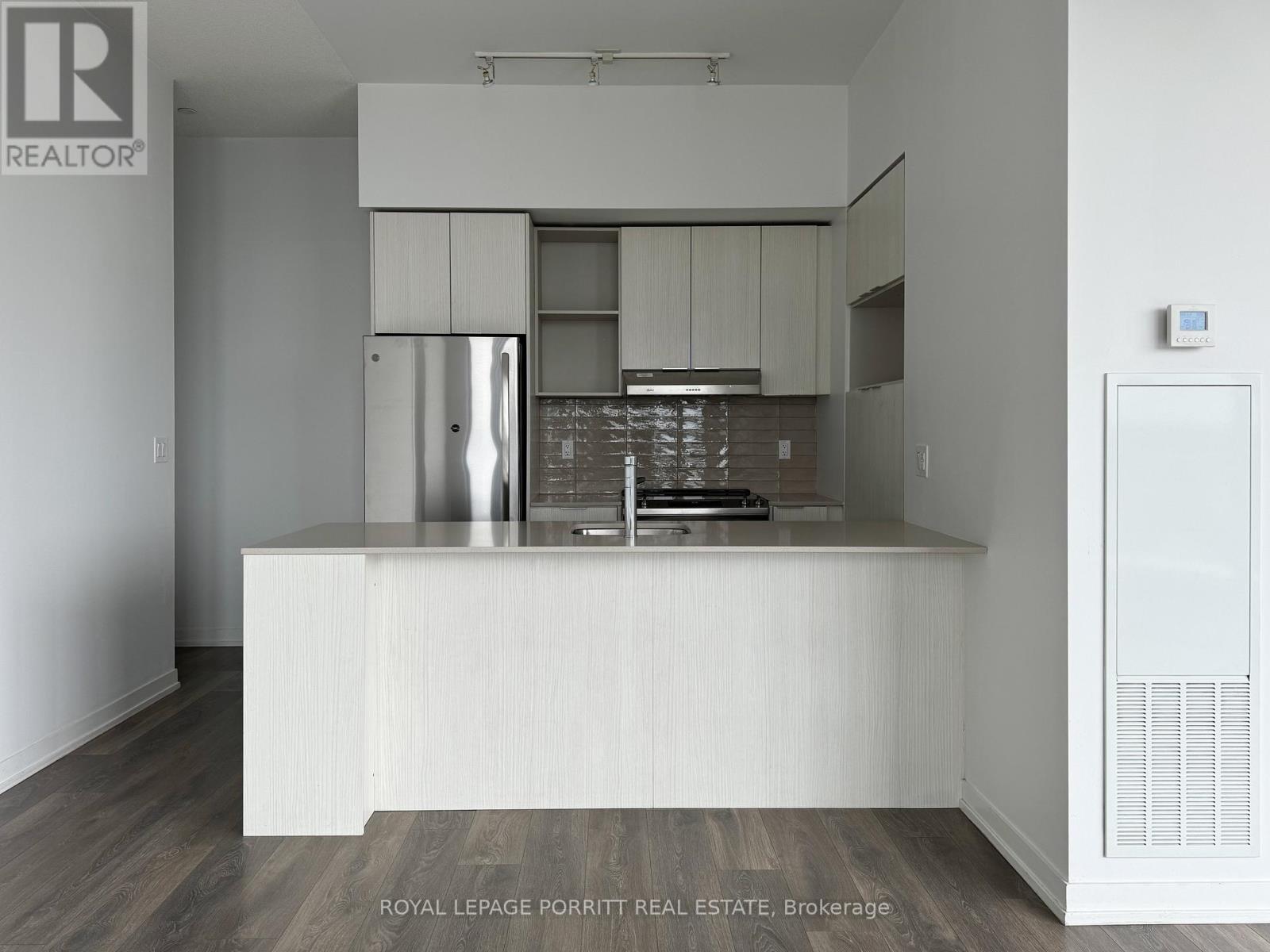 408 - 2520 Eglinton Avenue W, Mississauga, Ontario  L5M 0Y2 - Photo 7 - W13441824