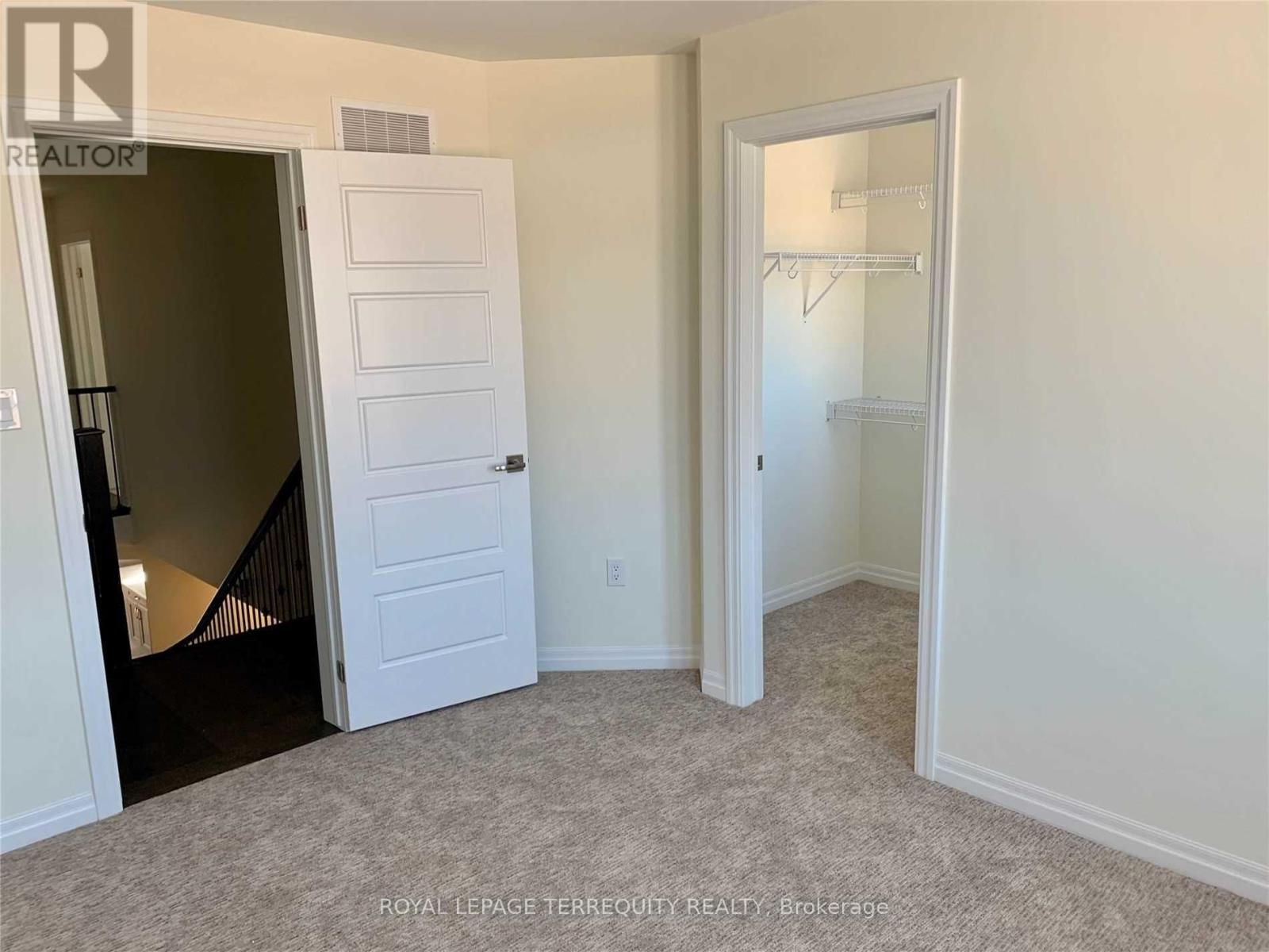 3321 Vernon Powell Drive, Oakville, Ontario  L6H 0Y4 - Photo 10 - W13441872