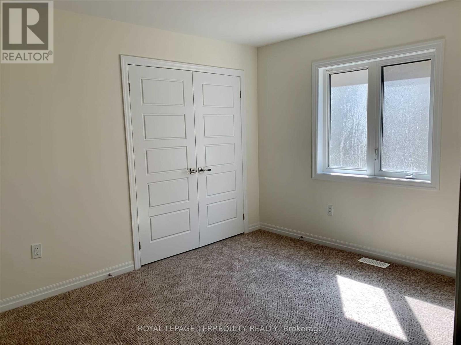 3321 Vernon Powell Drive, Oakville, Ontario  L6H 0Y4 - Photo 14 - W13441872