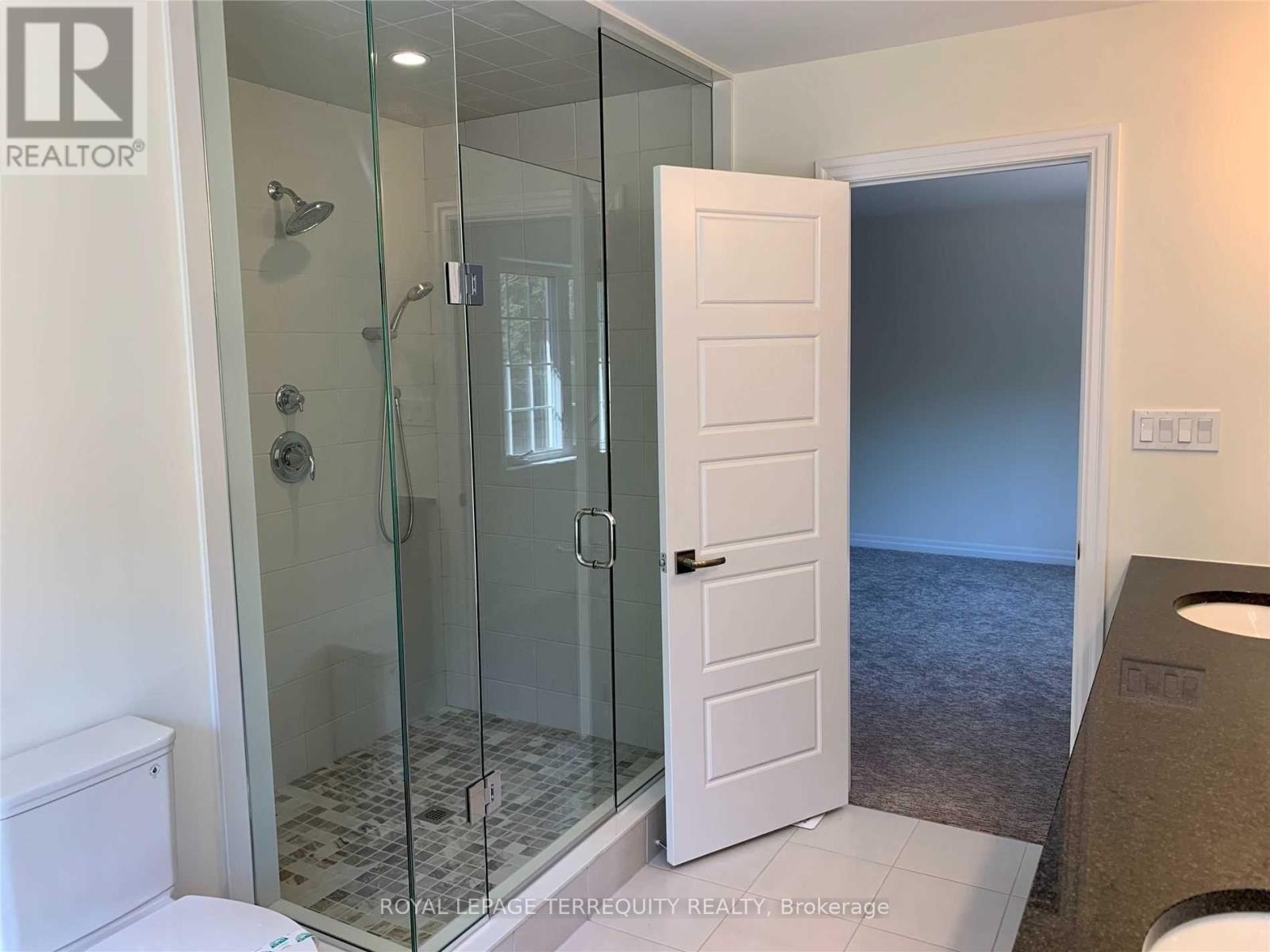 3321 Vernon Powell Drive, Oakville, Ontario  L6H 0Y4 - Photo 17 - W13441872