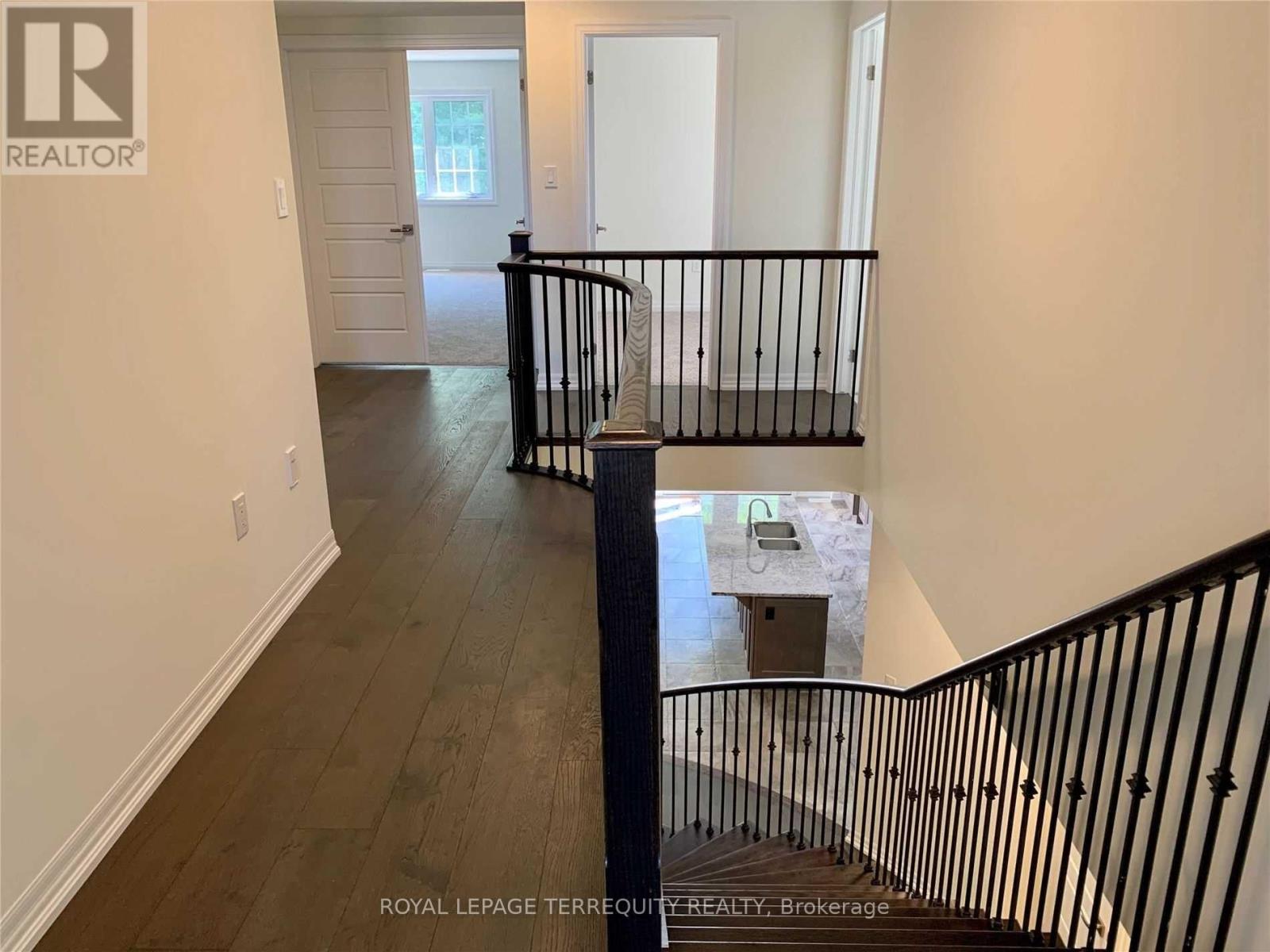 3321 Vernon Powell Drive, Oakville, Ontario  L6H 0Y4 - Photo 18 - W13441872