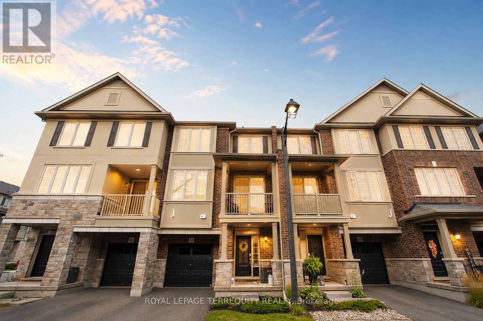 3111 BLACKFRIAR COMMON, Oakville, Ontario