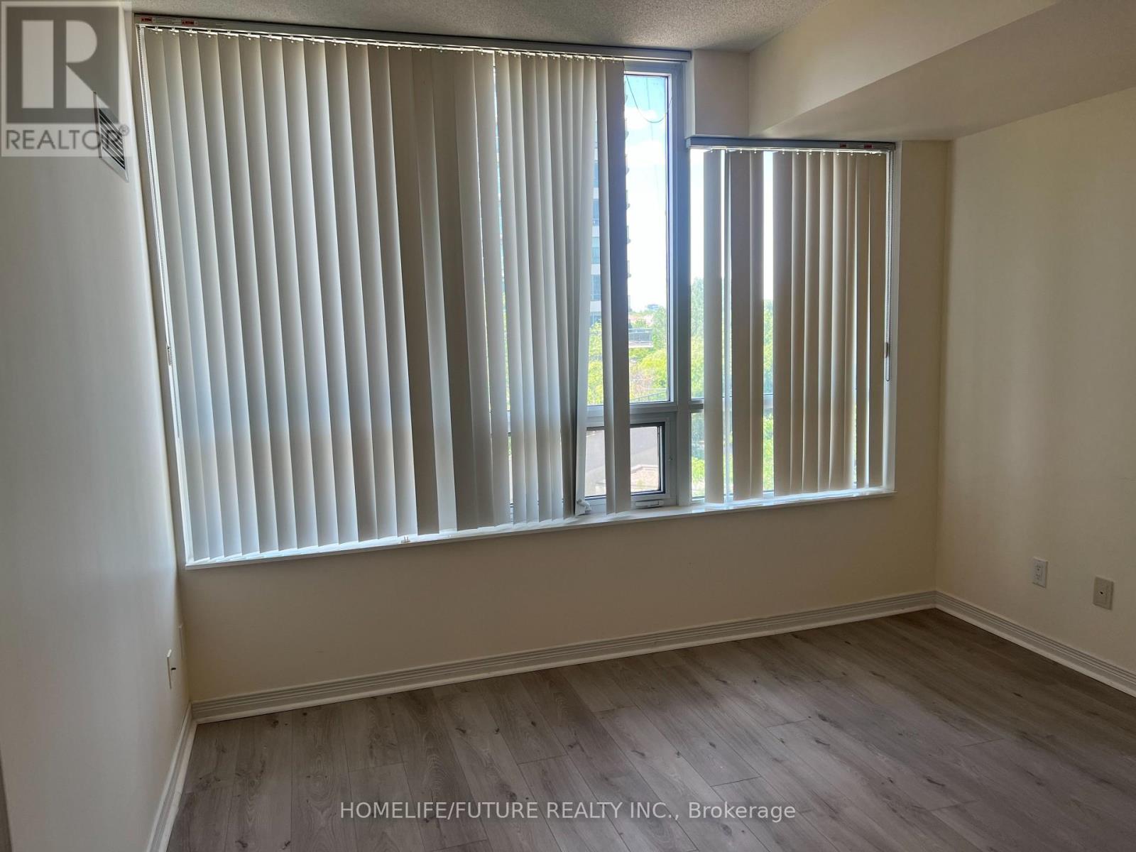 403 - 2230 Lake Shore Boulevard W, Toronto, Ontario M8V 0B2 - Photo 7 - W13441878