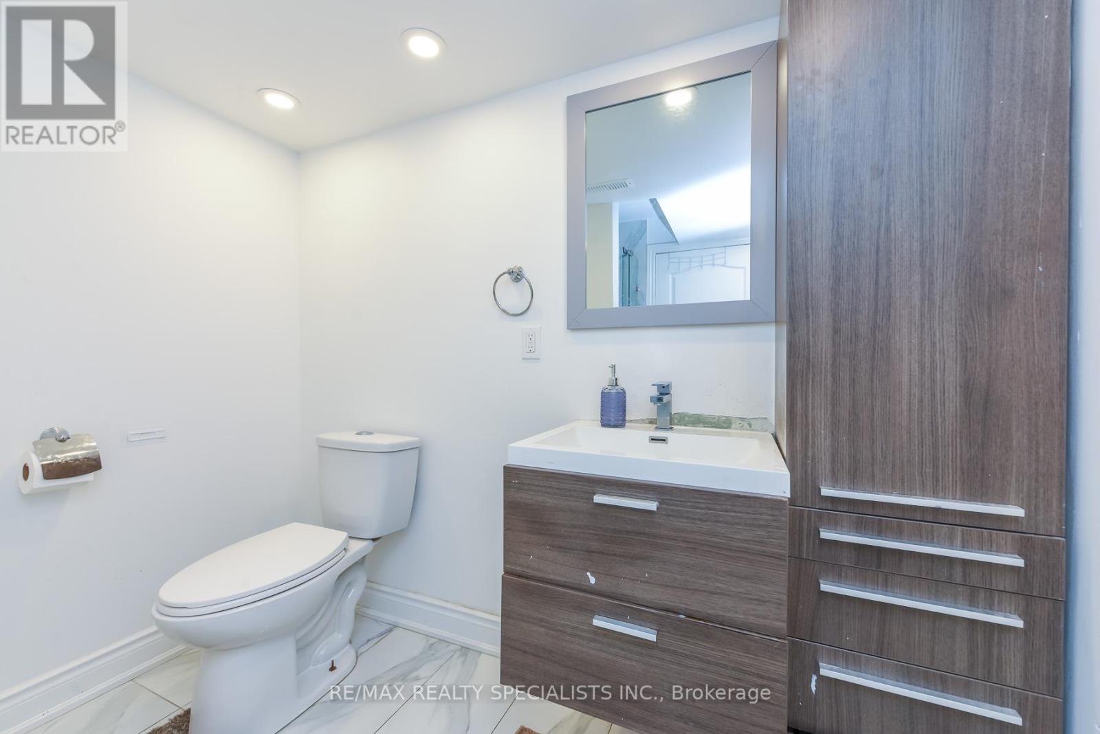 27 Rotunda Street, Brampton, Ontario  L6X 5E5 - Photo 38 - W13441898