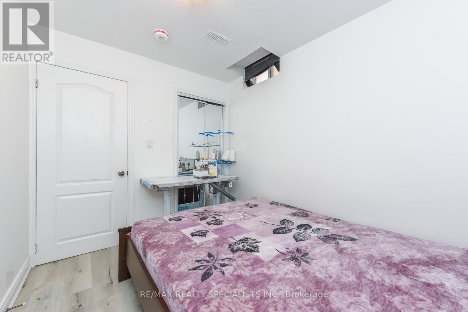 27 Rotunda Street, Brampton, Ontario  L6X 5E5 - Photo 46 - W13441898
