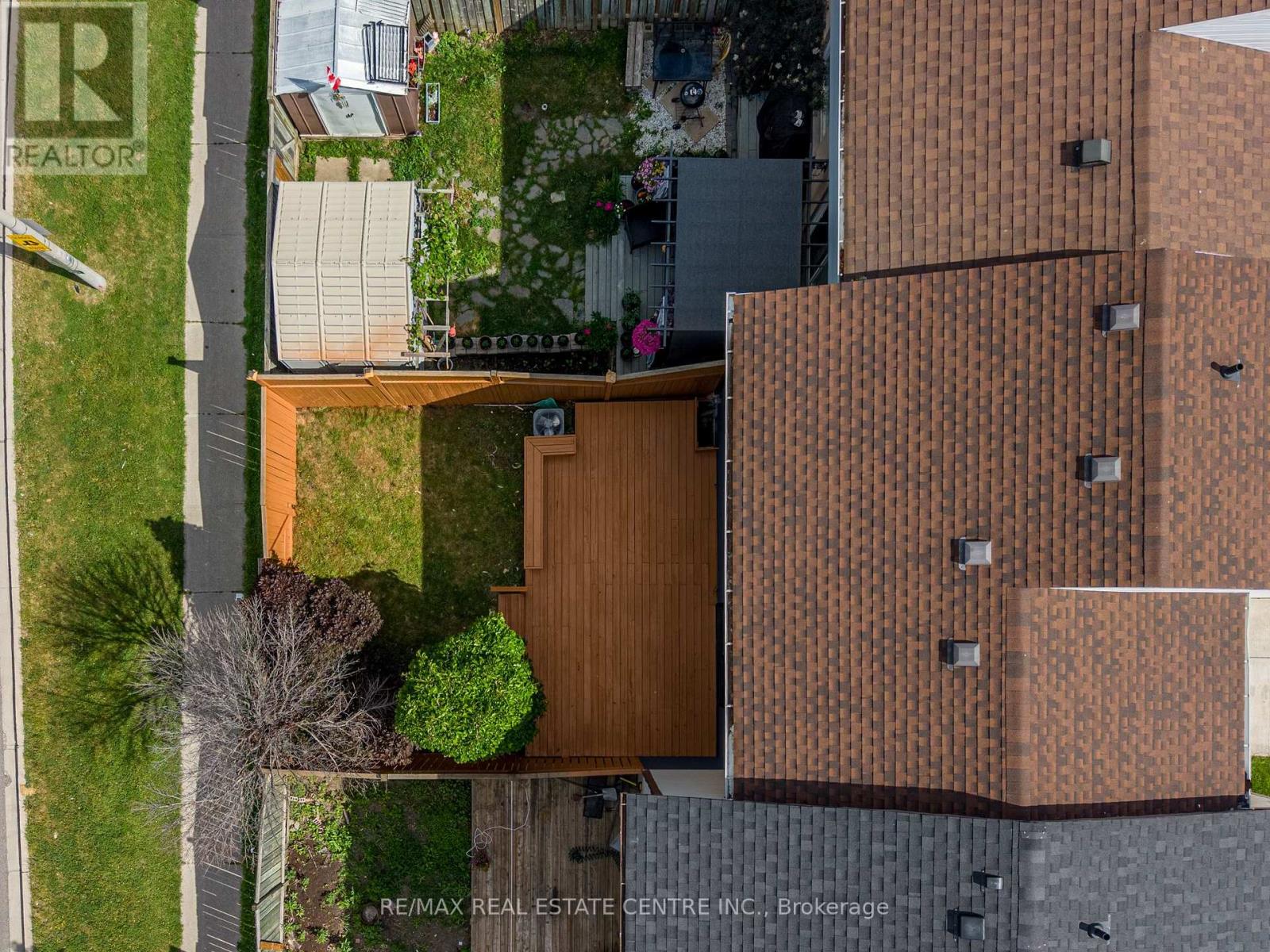 7 Great Oak Court, Brampton, Ontario  L6S 2J9 - Photo 35 - W13438918