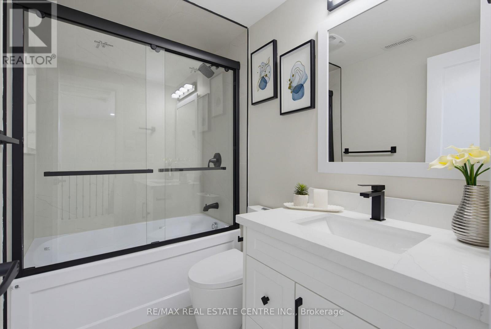 7 Great Oak Court, Brampton, Ontario  L6S 2J9 - Photo 21 - W13438918