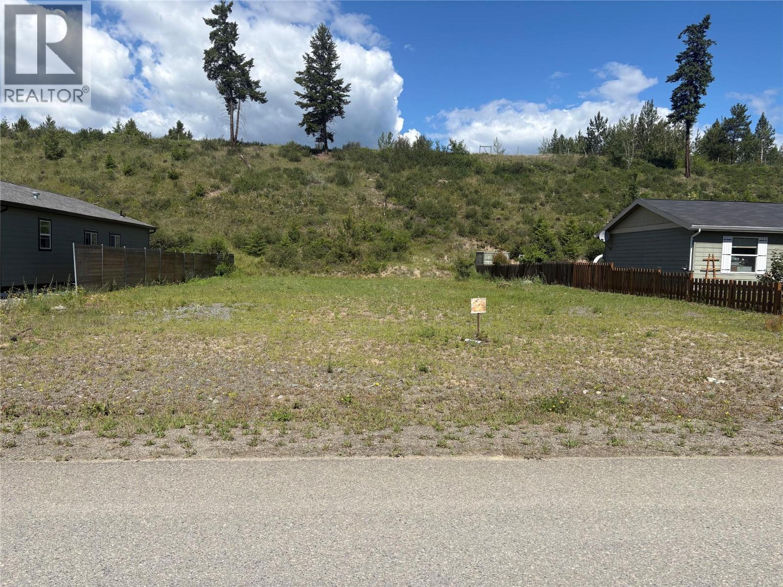 441 Siska Drive, Barriere, British Columbia  V0E 1E0 - Photo 3 - 10391358