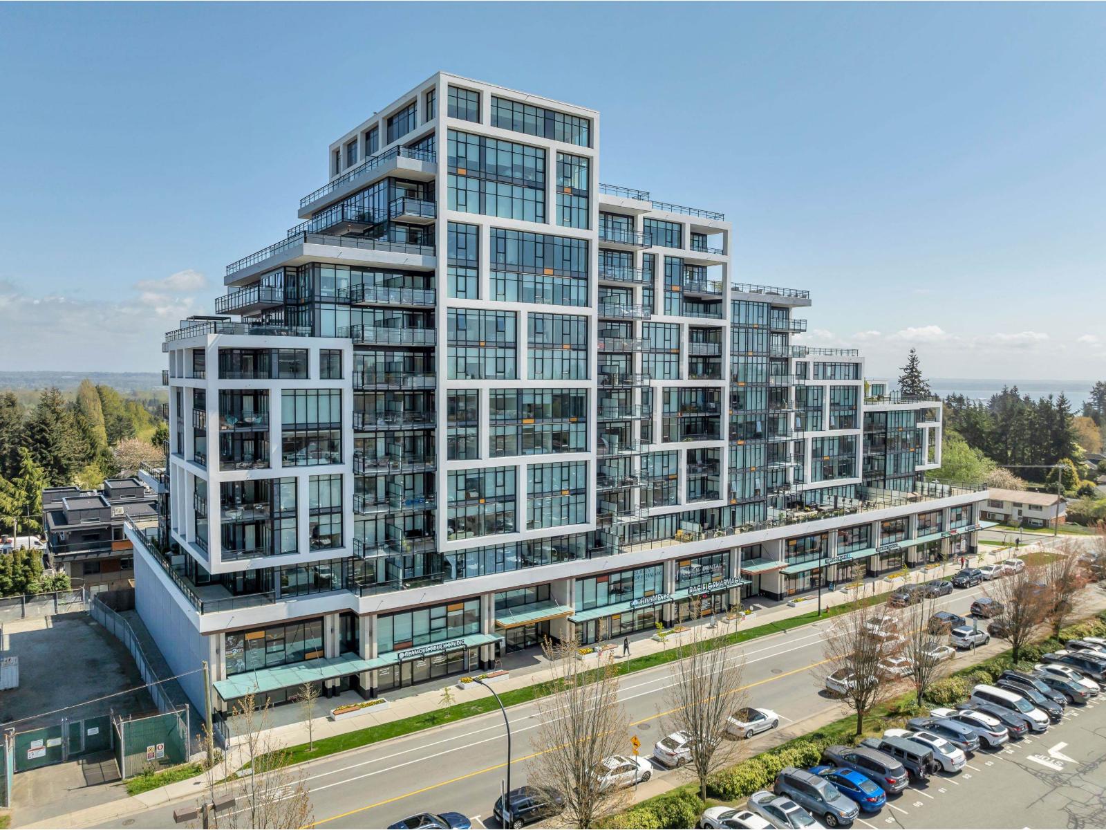 613 1526 FINLAY STREET, White Rock, British Columbia