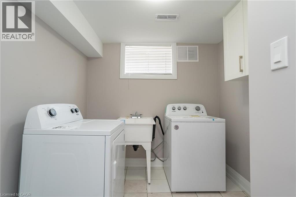 208 Giltspur Drive, Toronto, Ontario  M3L 1N5 - Photo 12 - 40839305