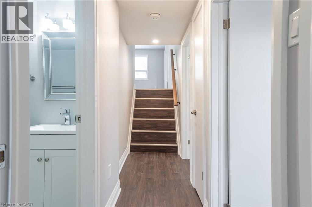 208 Giltspur Drive, Toronto, Ontario  M3L 1N5 - Photo 18 - 40839305