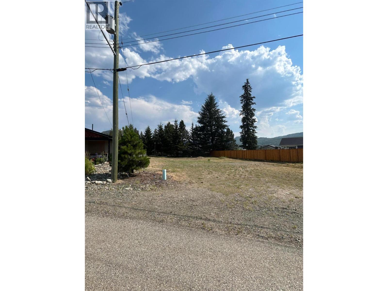 444 Clary Road, Barriere, British Columbia  V0E 1E0 - Photo 2 - 10391360