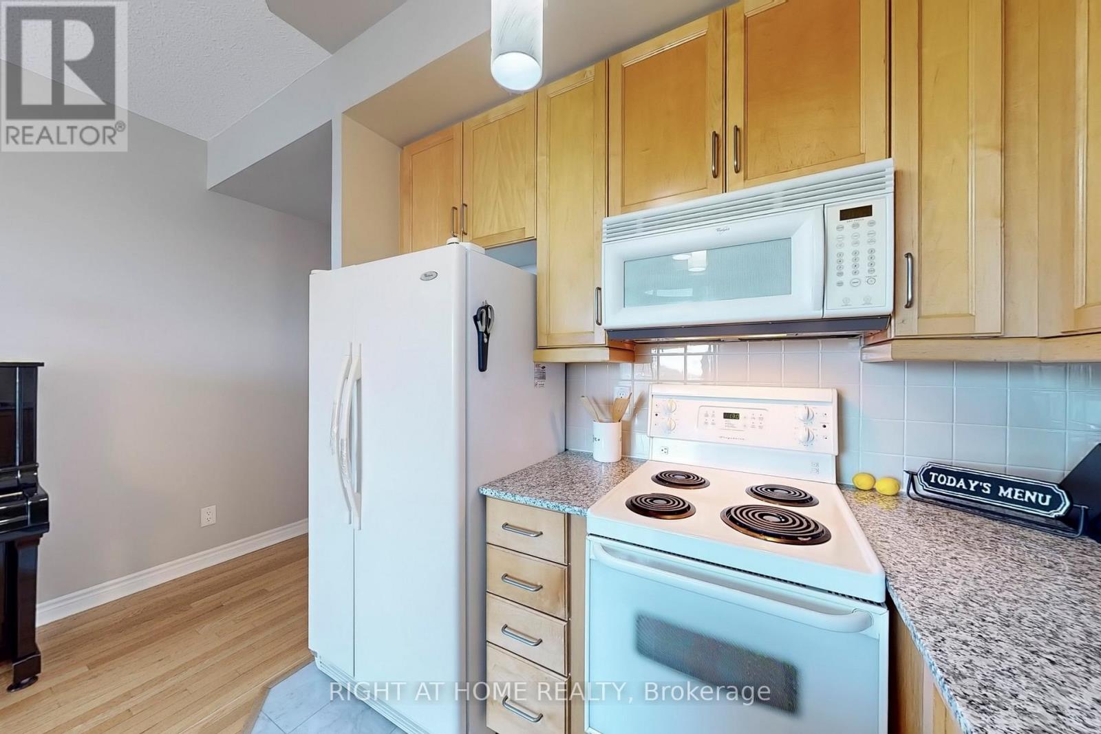 1612 - 60 Byng Avenue, Toronto, Ontario M2N 4K3 - Photo 13 - C13441928