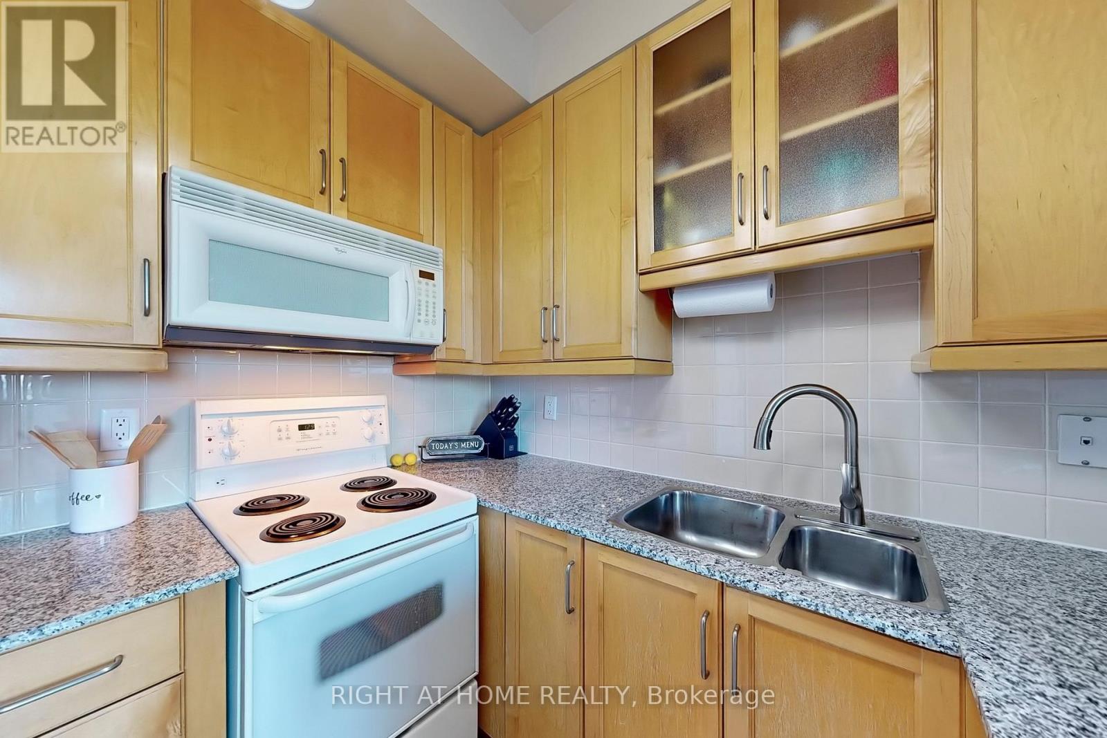 1612 - 60 Byng Avenue, Toronto, Ontario M2N 4K3 - Photo 15 - C13441928