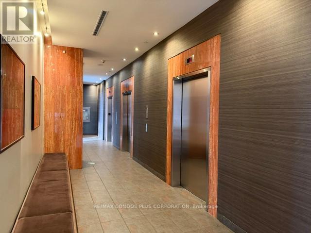 1702 - 10 Capreol Court, Toronto, Ontario  M5V 4B3 - Photo 6 - C13441464