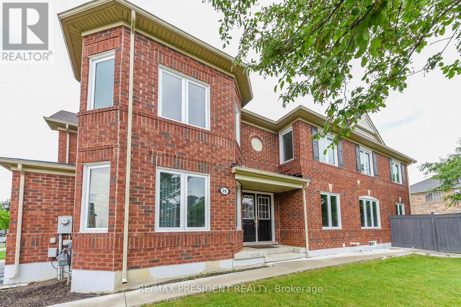 26 Levida Street, Brampton, Ontario  L6P 2Y8 - Photo 2 - W13441462