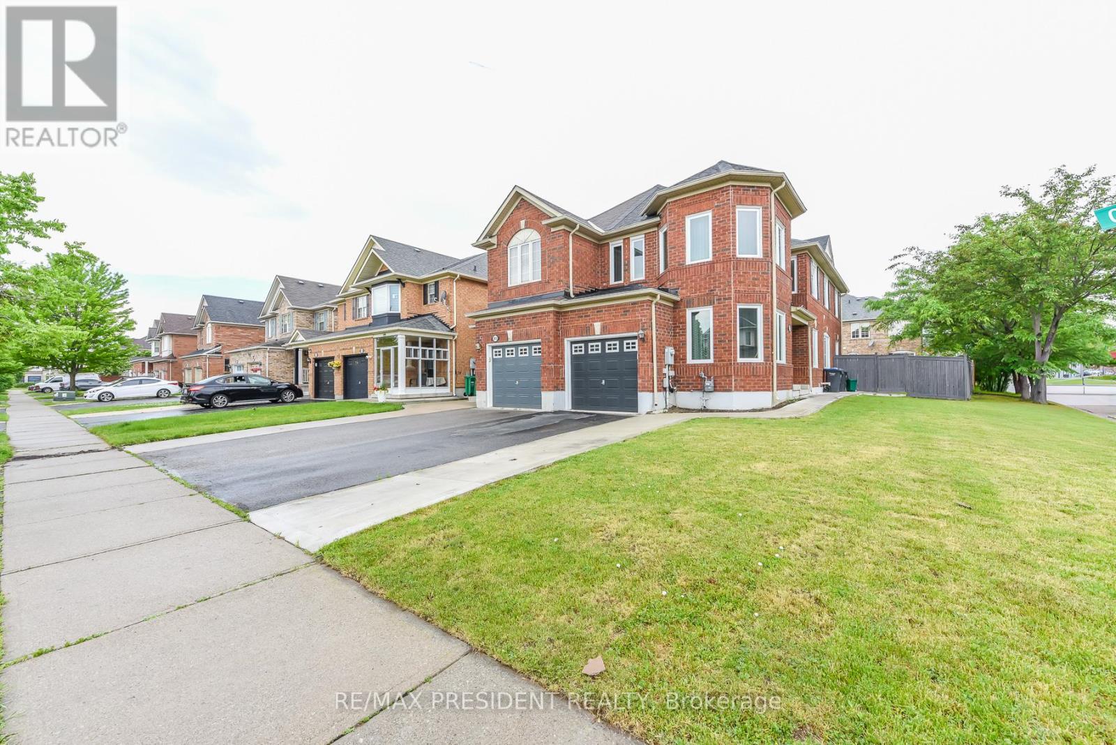 26 LEVIDA STREET, Brampton, Ontario