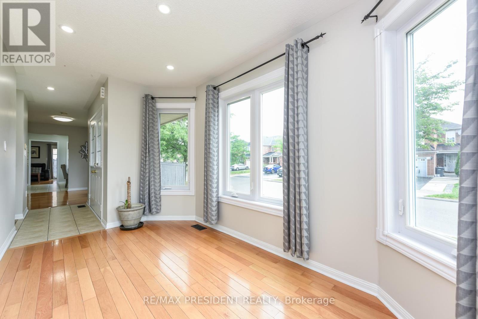 26 Levida Street, Brampton, Ontario  L6P 2Y8 - Photo 8 - W13441462