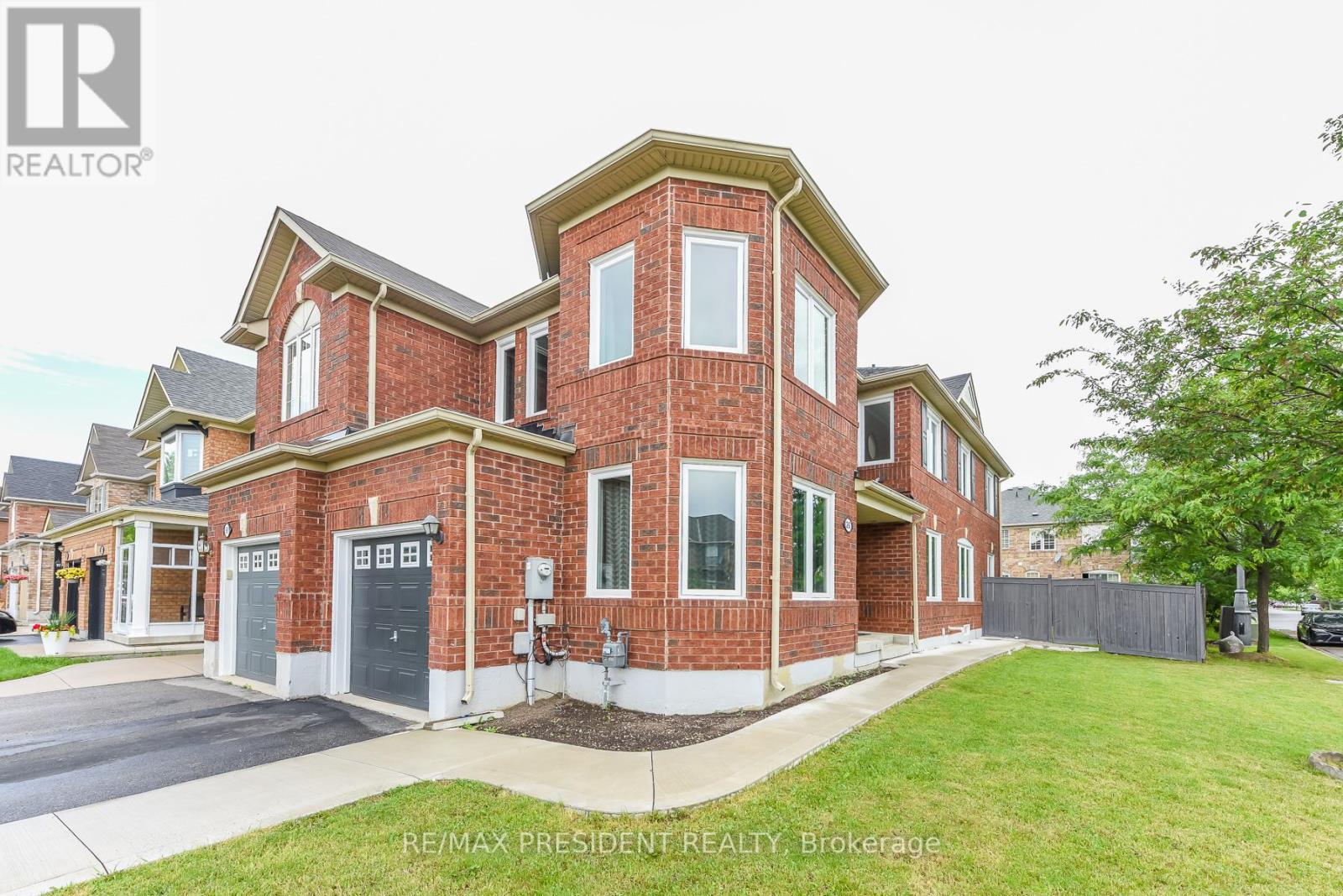 26 Levida Street, Brampton, Ontario  L6P 2Y8 - Photo 5 - W13441462