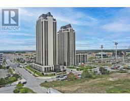 809 - 9075 JANE STREET, Vaughan, Ontario