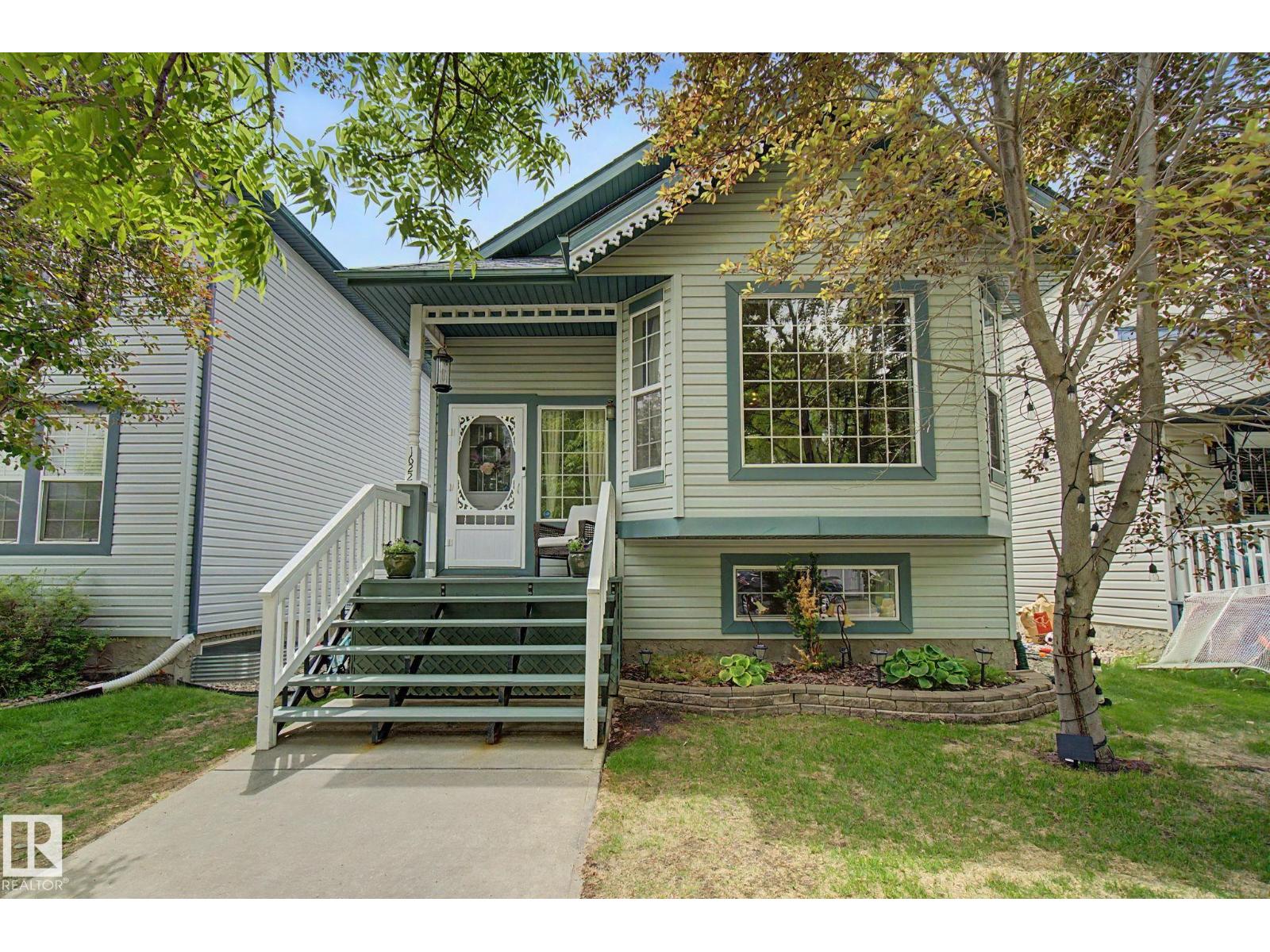 1622 TOMPKINS WD NW, Edmonton, Alberta