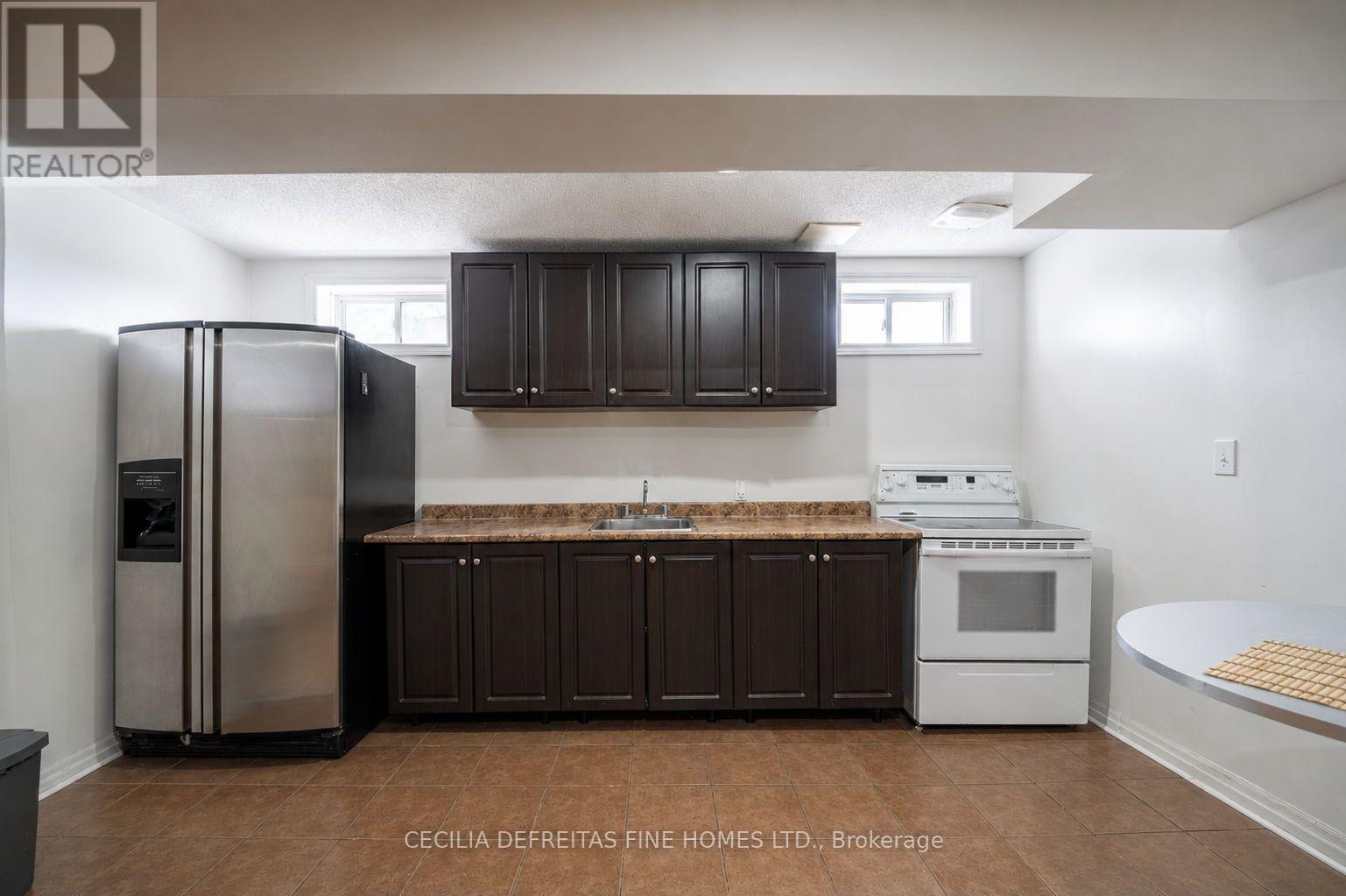 Bsmt - 294 Wildberry Crescent, Vaughan, Ontario  L4H 2H6 - Photo 5 - N12961942