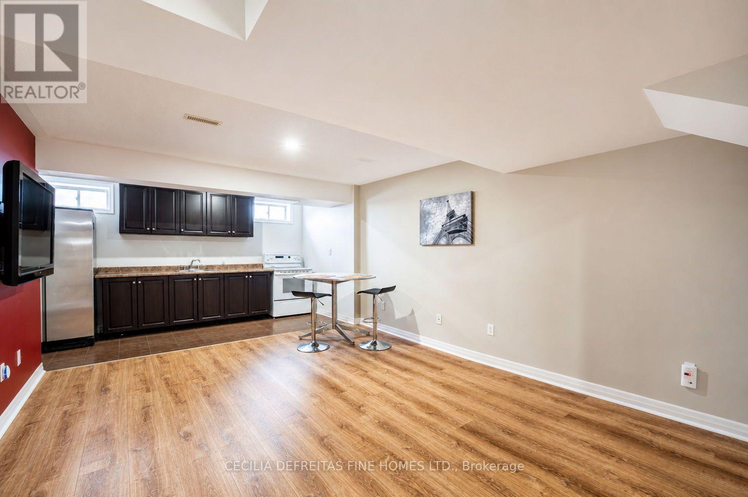 Bsmt - 294 Wildberry Crescent, Vaughan, Ontario  L4H 2H6 - Photo 2 - N12961942