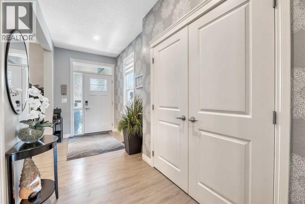 19 Crestbrook Link SW, Calgary, Alberta  T3B 6H1 - Photo 12 - A2319180